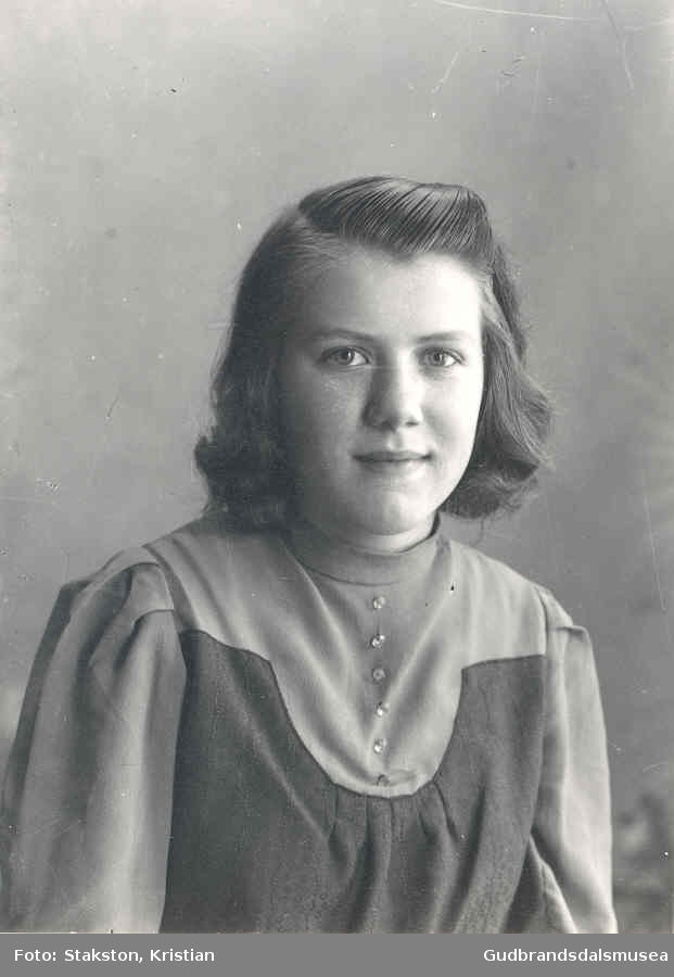 Alvhild Sole (f. 1930 g. Fjeldstad)