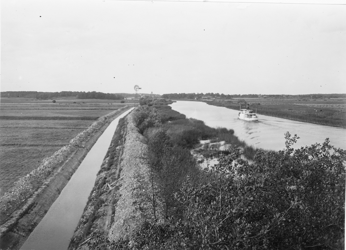 Ångbåt på Eskilstunaån, 1926.