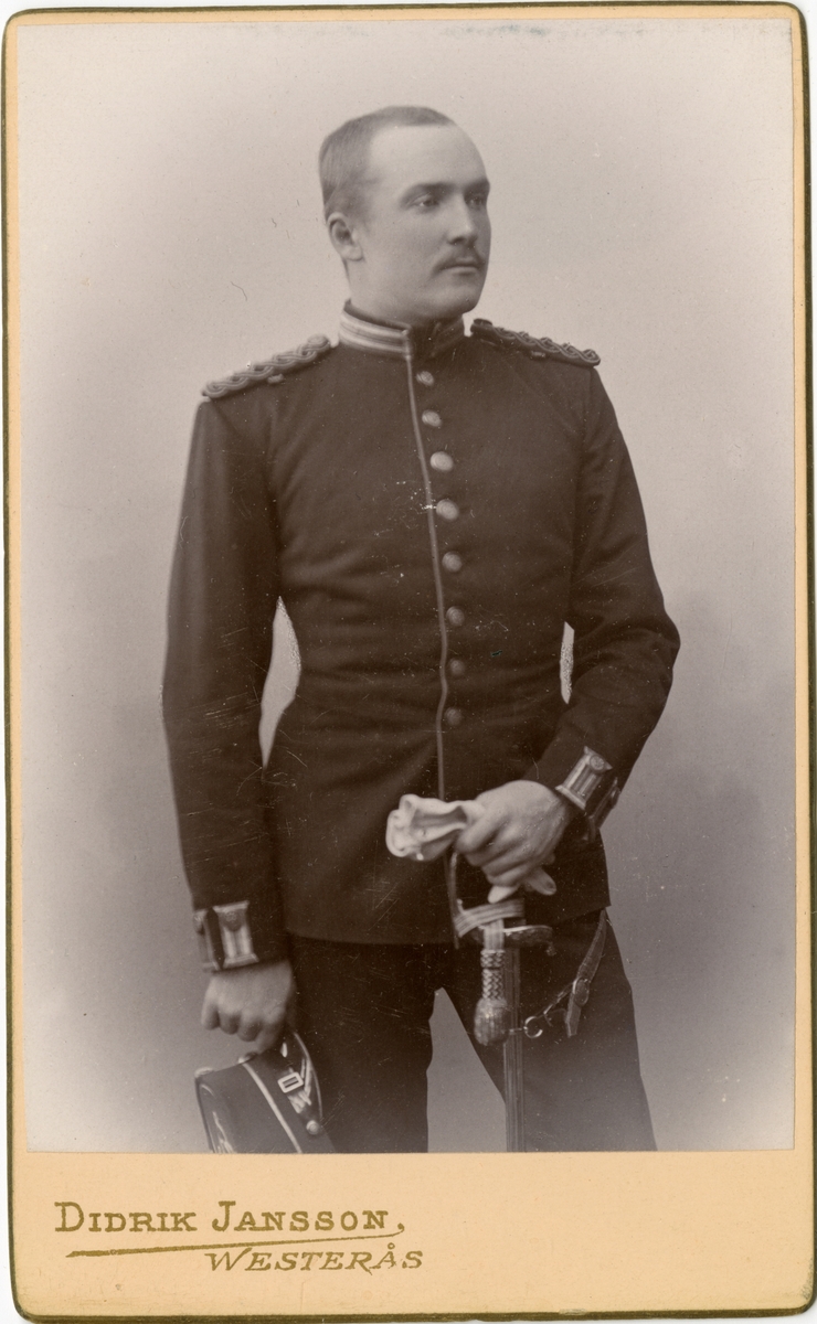 Porträtt av Richard Teodor Berg, officer vid Västgöta regemente I 6.