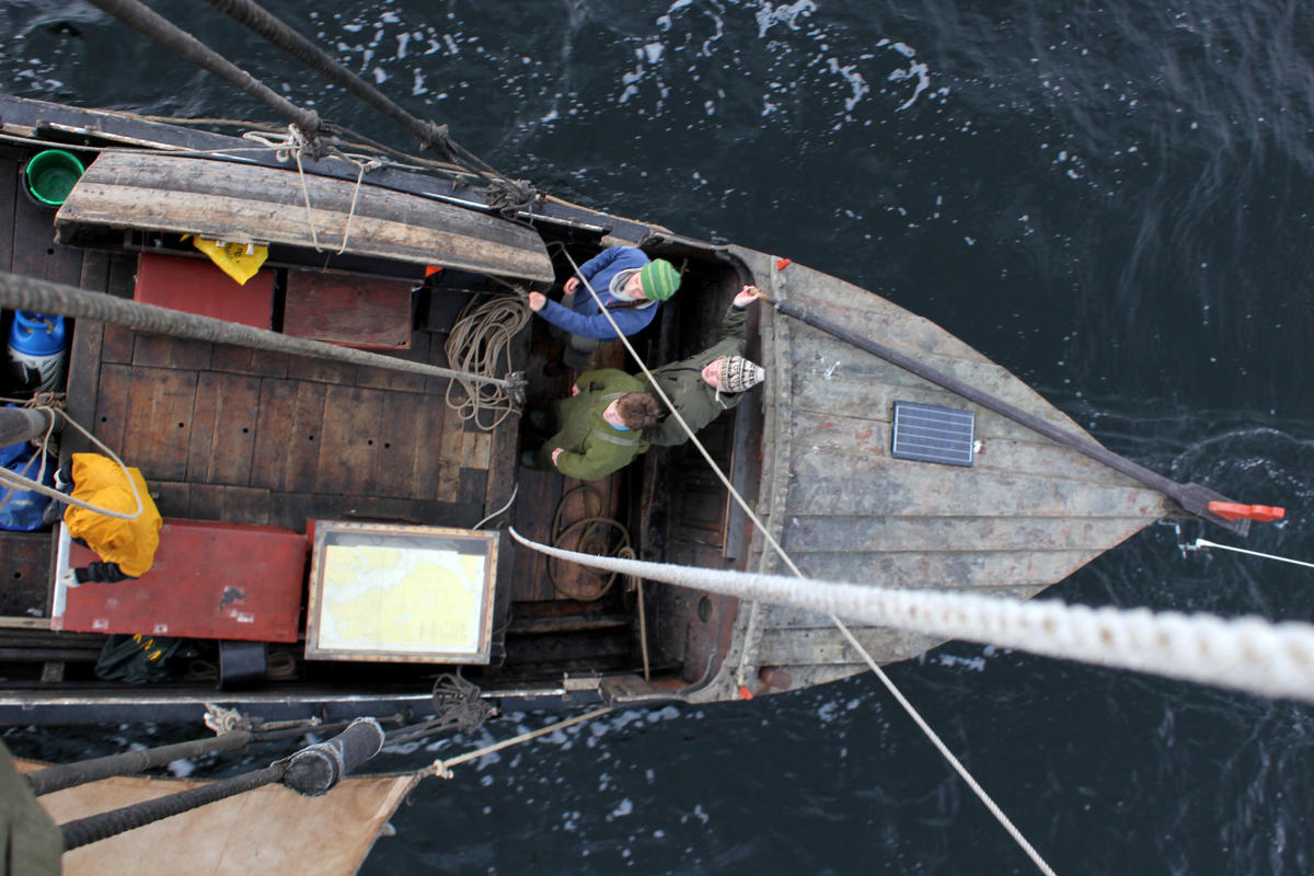 Life onboard an åfjordsbåt under sail. (Foto/Photo)