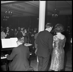 Jubilantfest. Dansesal.