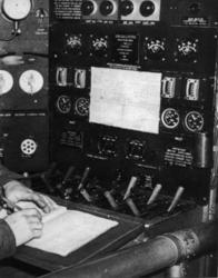 Luftfoto. Cockpit. Et fly, Sunderland, fra Forsvarets 330 sk