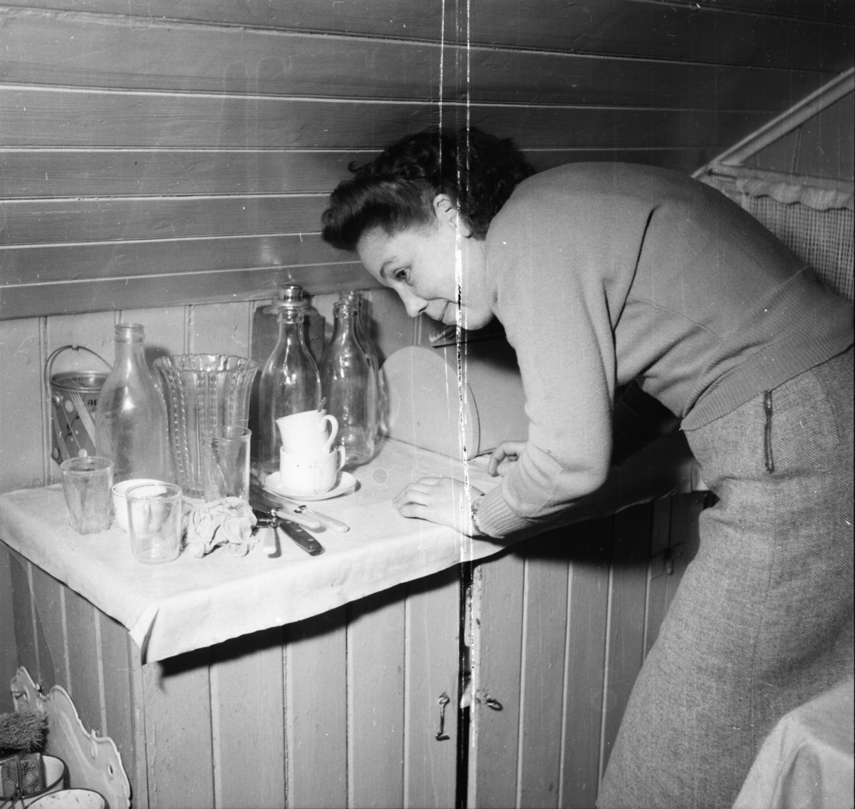 Vardens arkiv. "Elendige boligforhold i Skien"  28.04.1954