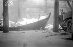 Museets gamle torskegarnbåt (katalog nr. 9/1935) og katalog 