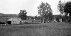 Tekst mangler. Vet du noe om motivet, tid, sted, navn på per