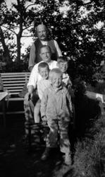 På dette bildet ser vi fem personer med navn Georg Sverdrup!