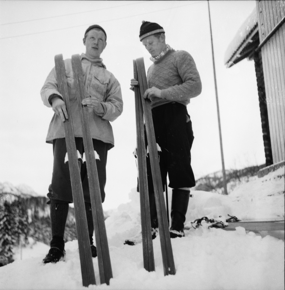 Vardens arkiv. "K.M. ski i Svartdal"  21.01.1954