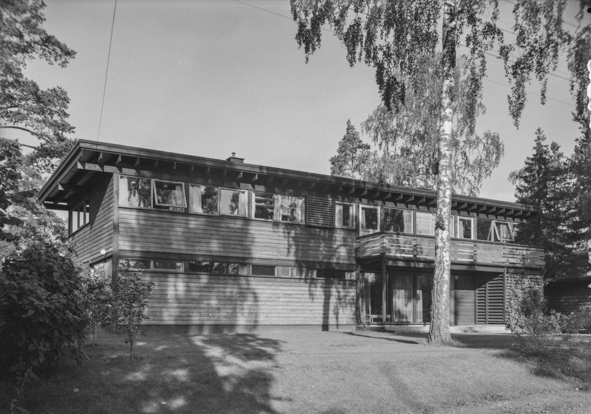 Lindboe, R. dir.Midtåsen 19
