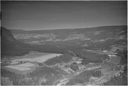 Oversiktsbilde Hunder, Øyer, 14.08.1953, Lågen, gårdsbruk, ,