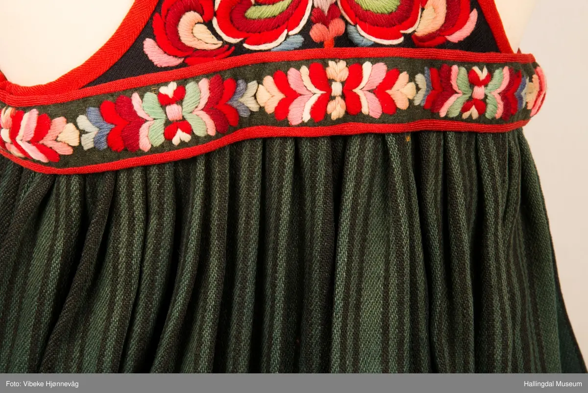 hallingbunad