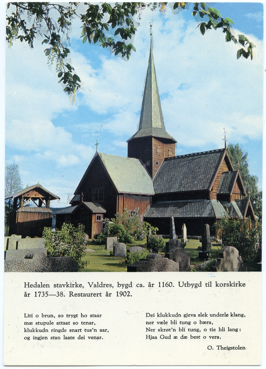 Postkort med motiv av Hedalen stavkirke.