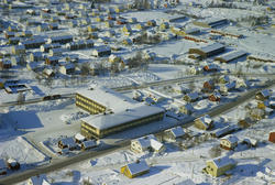 Lillehammer,Nordre bydel. Sentralt i bildet, Helleberg, beli