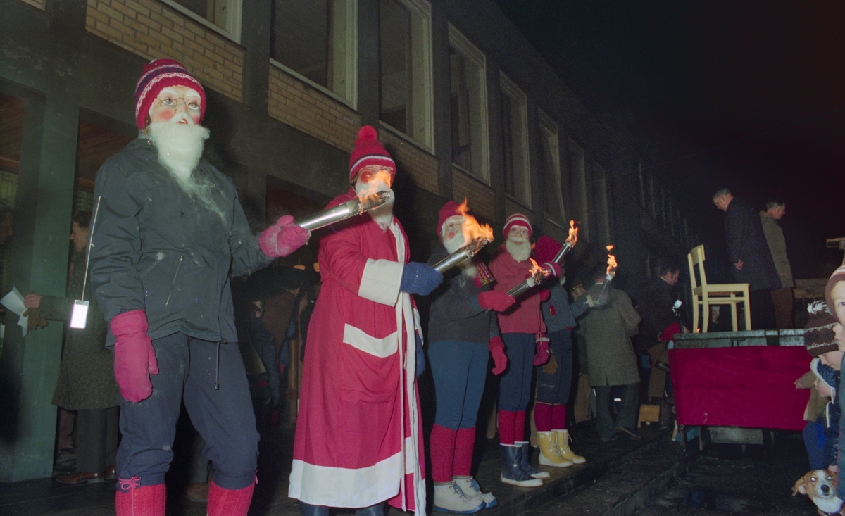 Åpning av julegata i Strømmen ved Strømmen Rådhus