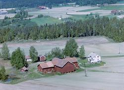 Solberg gård  i Skiptvet, flyfoto 1964.
