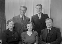 Ingvald Forsmo med familie