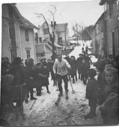 Hovedlandsrennet (Norgesmesterskapet) i Molde i 1935..Skiren