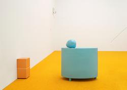 You in between [Objekt]