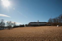 Hovedbygningen på Hovinsholm, Helgøya, Hedmark med deler av 