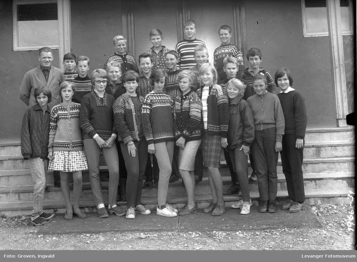 Skolebilde fra Hunn skole,  Overhalla.1966.