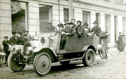 Fiat chassis med karosseri av tre på første del av 1900-tall
