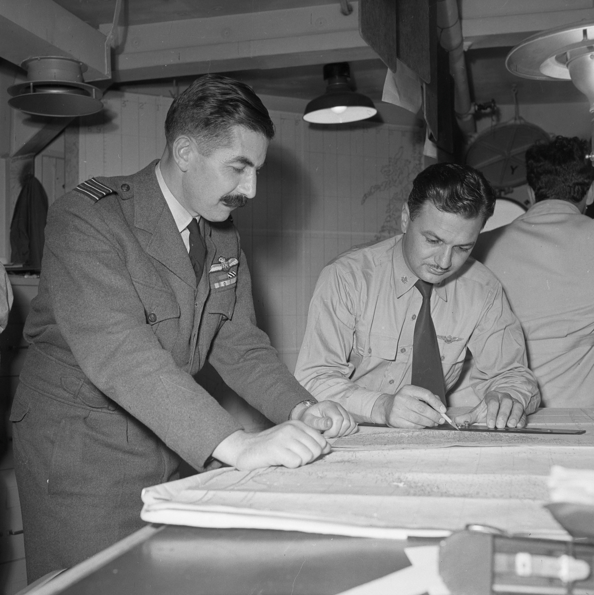USS Currituck deltar i Natolandenes militærøvelse "Main Brace"