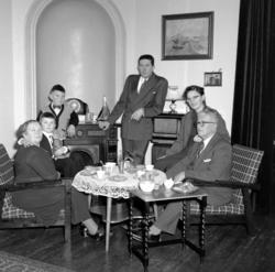 Familiefoto fra slekten Frislid i Kristiansund, hvor vi ser 