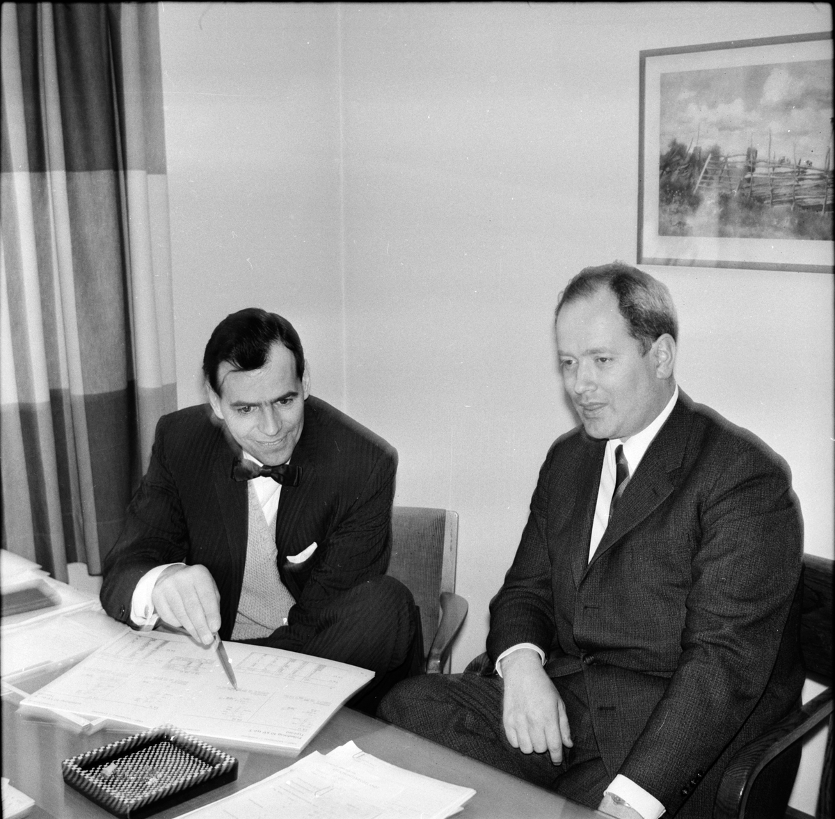 Arbrå,
Kraftverkets visning,
9 December 1967
Till höger Arbrå kraftverks chef Wrebo.