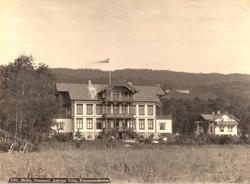 Molde, Villa Kviltorp, Statsråd Astrups Villa i Fannestrands