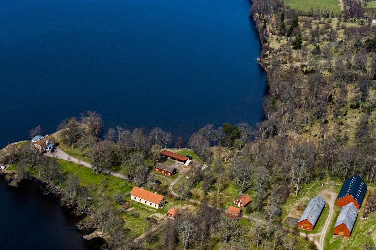 Flygfoto över Botorps säteri i Tranås kommun.