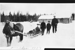 Portrett
Frå v.Torstein,Ola og Tomas Roe.