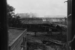 Ødeleggelser etter bombingen av Herøya 1943.