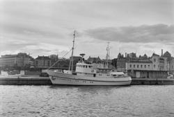 Redninsselskapes redningskrysser Skomvær II ved kai i Oslo.