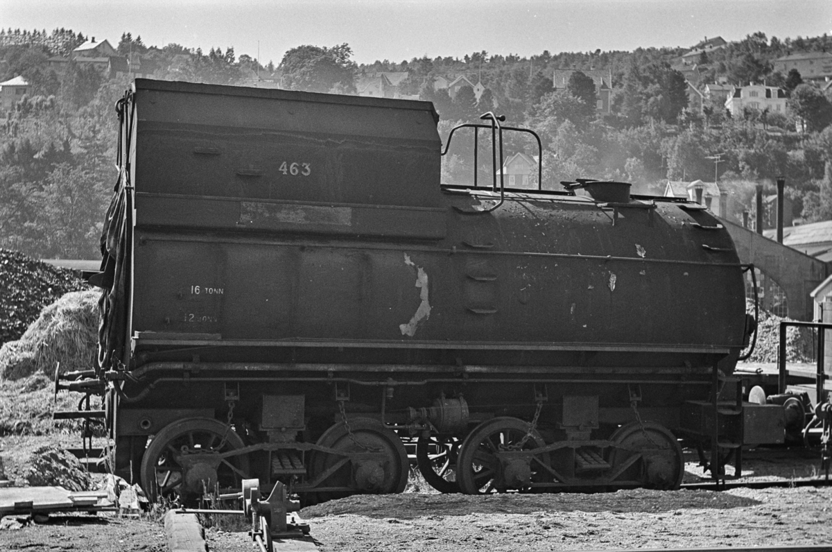 Tenderen til damplokomotiv type 49a nr. 463 Dovregubben på Marienborg ved Trondheim.