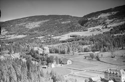 Åsletten skole (Solvang), Hunder, Øyer, dalføre, kulturlands