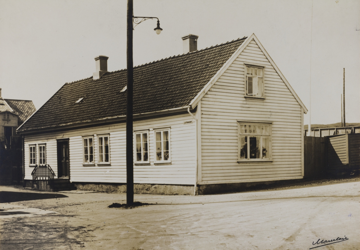 IX Hasseløen - Holmegaten - Lotheveien sett fra sydøst ca.1930