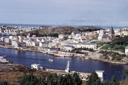 Foto fra Nordlandet i Kristiansund, med Nordlandet kirke til
