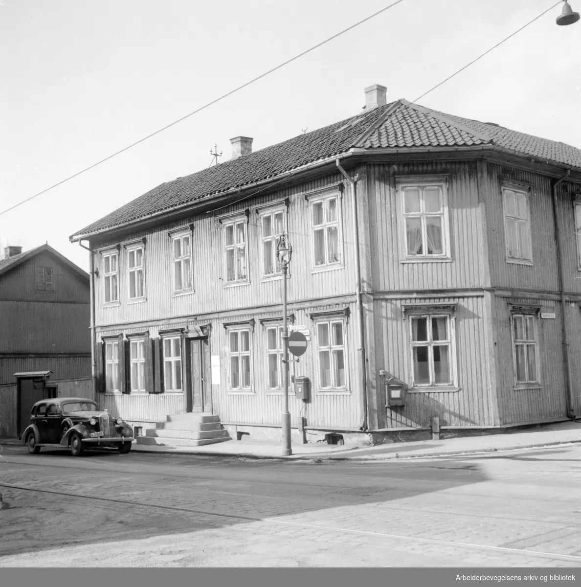 Vålerenga politistasjon. Mars 1955