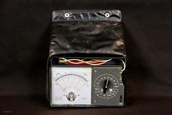 Måleinstrument med bæreveske