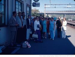 Folkemengde utenfor Egersund jernbanestasjon