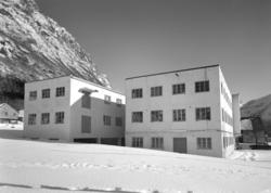 Fotografi av Hj. Brunstad møbelfabrikk i Straumgjerde, Sykky