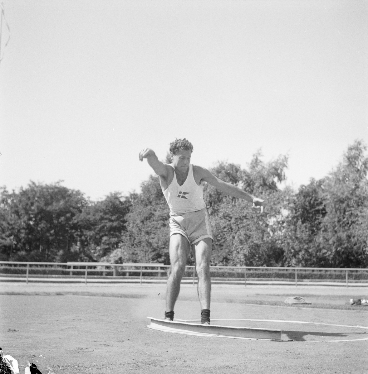 Åke Claessons resa, idrottsman, Schweiz 1949