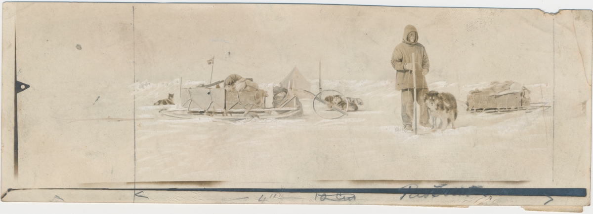 Peder Ristvedt avbildet ved teltleir under ekspedisjonen han og Godfred Hansen utførte da de prøvde å kartlegge hele den ukjente kysten langs Victoria Land.
