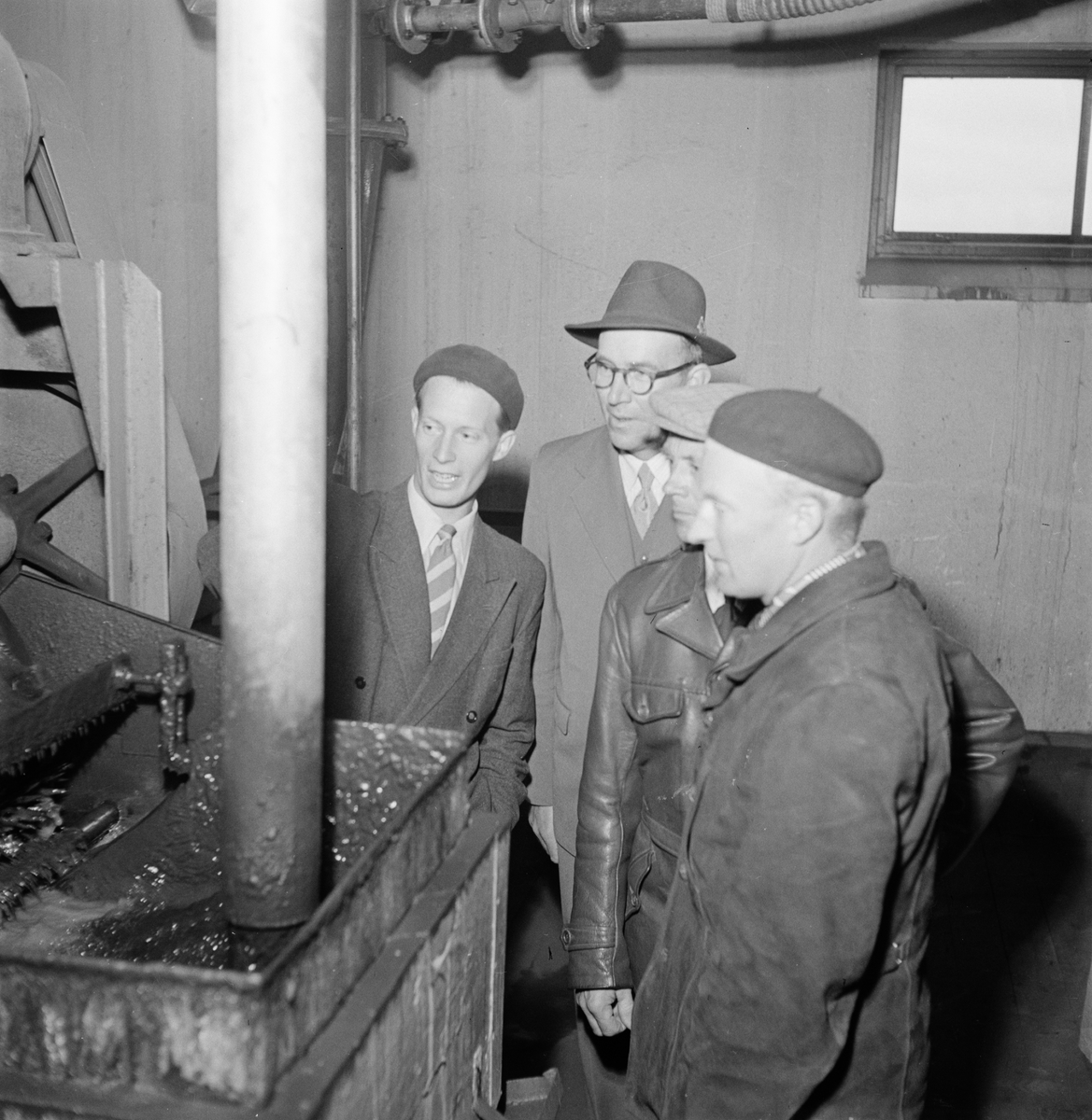 Skogsägarföreningen, besök i Ramhälls gruvor, Alunda socken, Uppland 1953