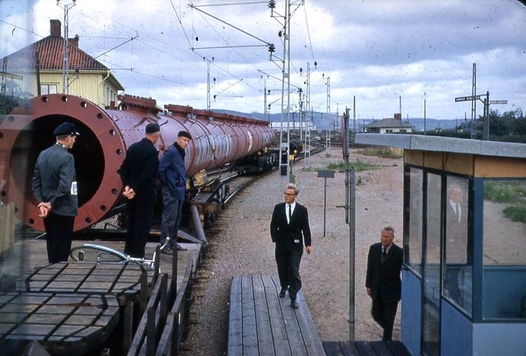 Sept. 1962. Olskroken. Dramatisk transport av högsta tornet (T303), etentorn fr. Ruhrstal
via Danmark och Hälsingborg.