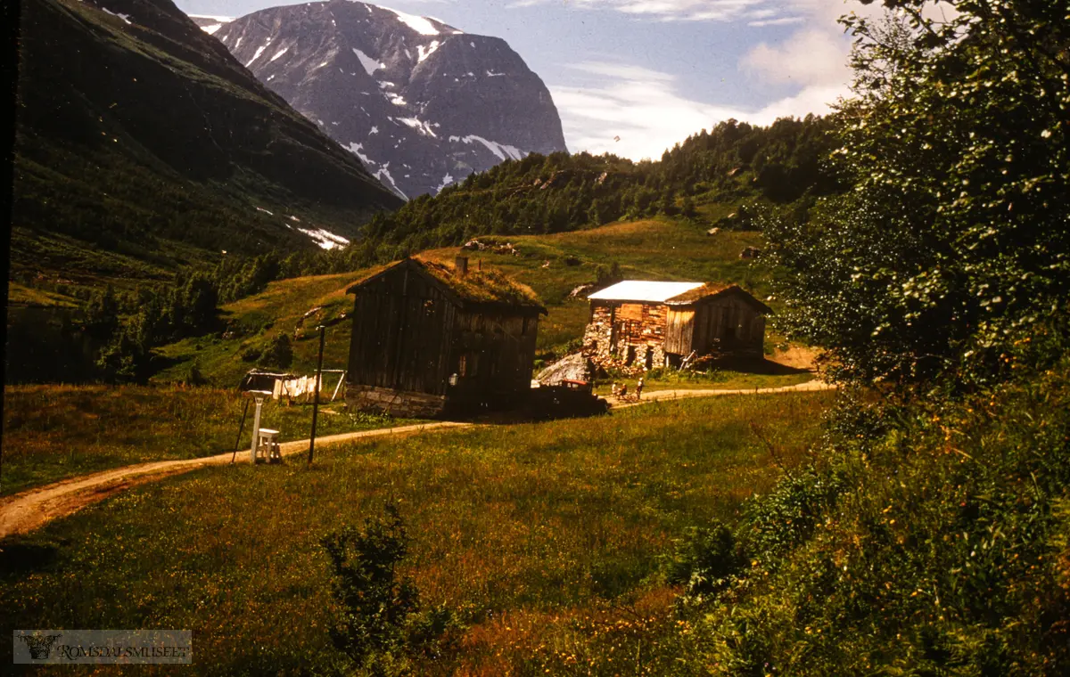 Innerdalen turisthytte. - Romsdalsmuseet / DigitaltMuseum
