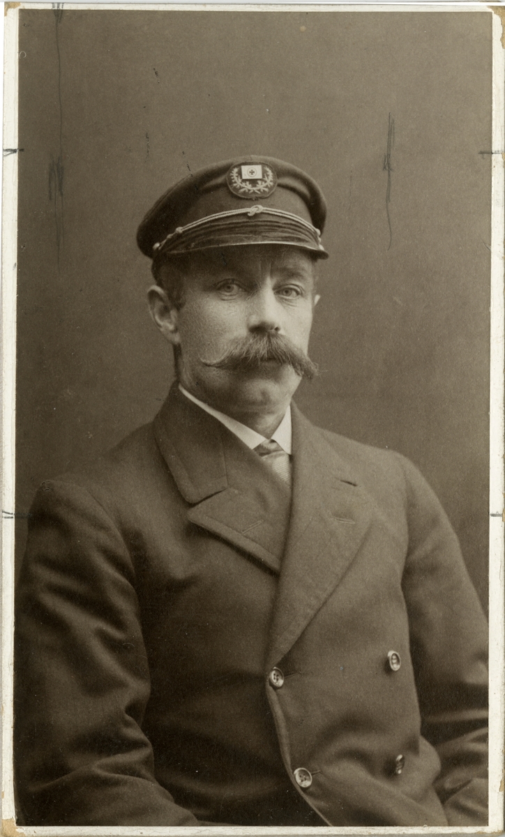 Anton Thorvaldsen, fører på R/S 28 'Sandefjord' (b.1913, Risør baadbyggeri)