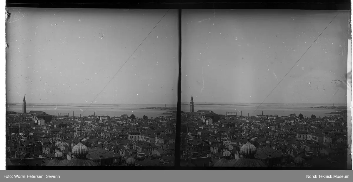 Venezia, panorama fra Campanilen. stereoskopi
