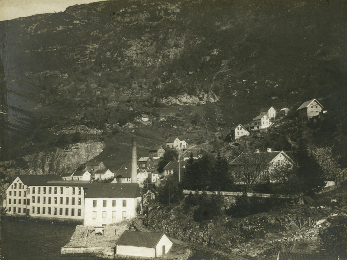 Salhus Tricotagefabrik i 1912.