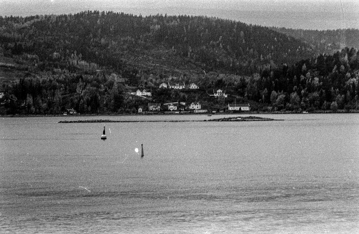 Småskjær i Oslofjorden mellom Drøbak og Hurumlandet.