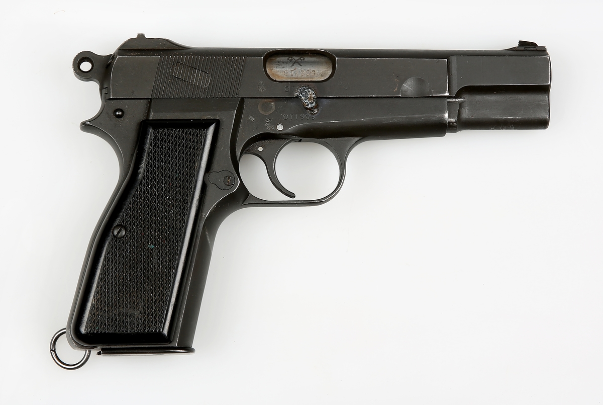FN Browning No.2 Mk I, cal 9mm. Produsert Canada i perioden 1944-45.